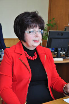 dr. Kovács Mária dékán